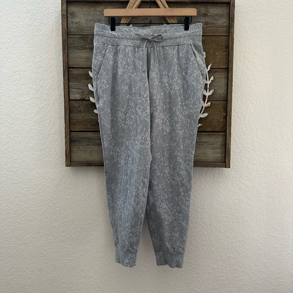 Lululemon ready to rulu gray brushed jogger track Pants‎ ladies size 10
